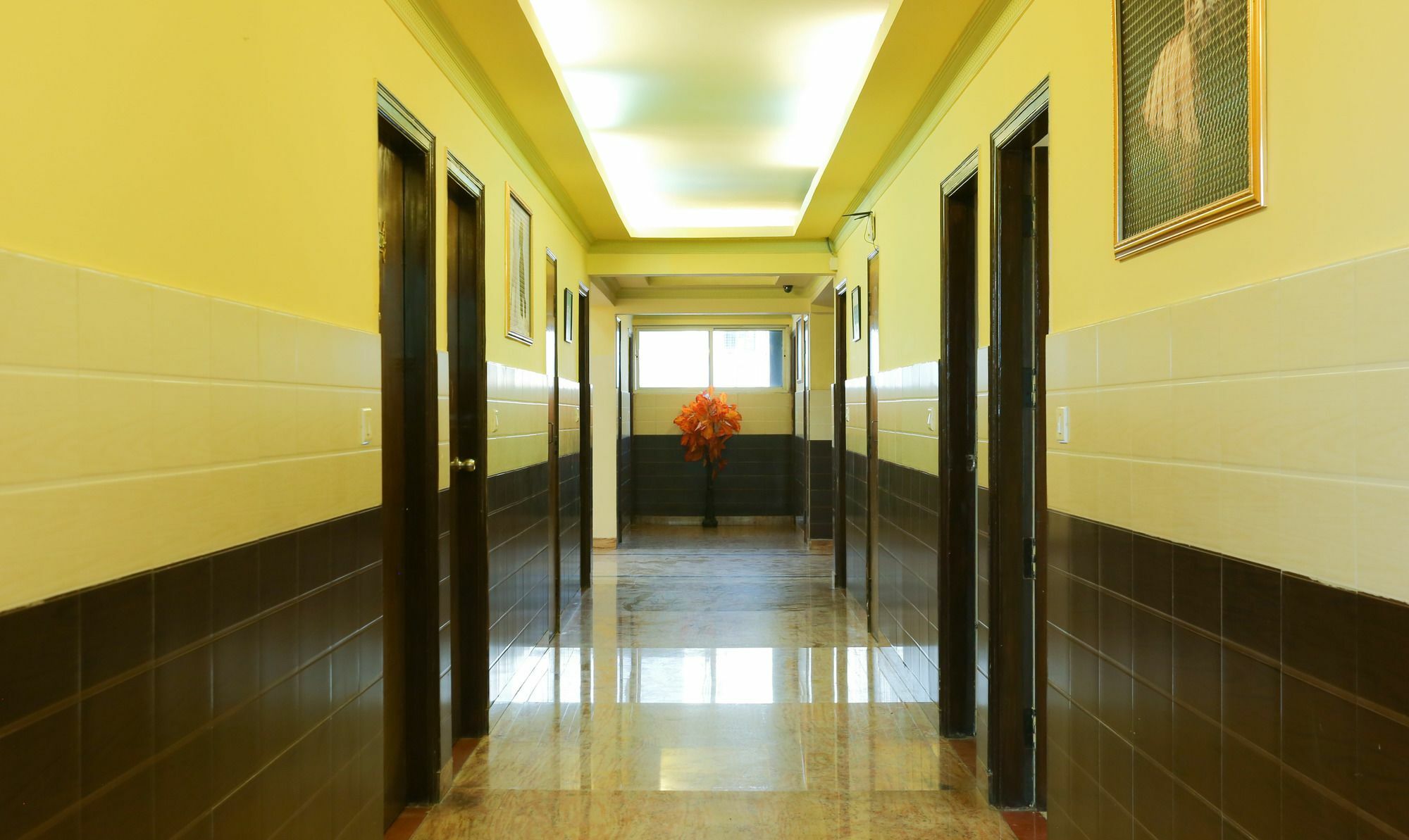 Treebo Trip Grand Regency Hotell Bangalore Eksteriør bilde